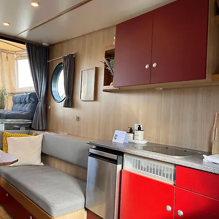 Maduco Waterfront Botel Nyborg